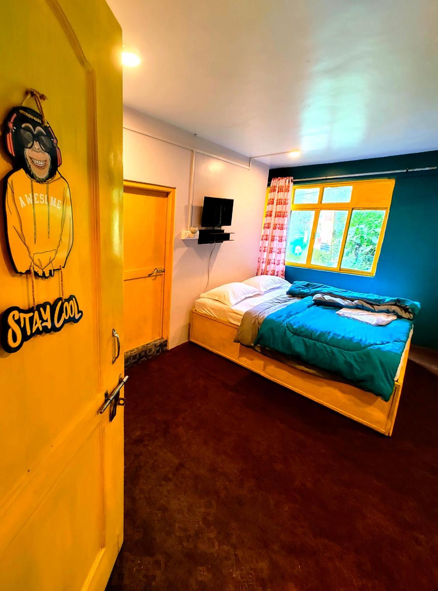 Hidden Monkey Backpackers Darjeeling, Batasia Darjeeling  Exterior photo